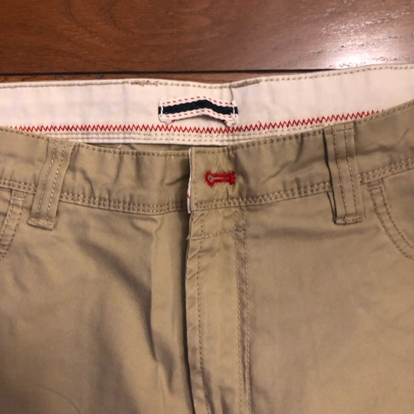 Izod chino. 34x32 - Picture 2 of 3